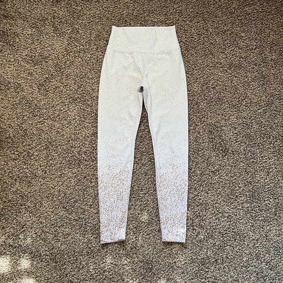 Buffbunny Collection Pants - BuffyBunny leggings white with gold dazzles.